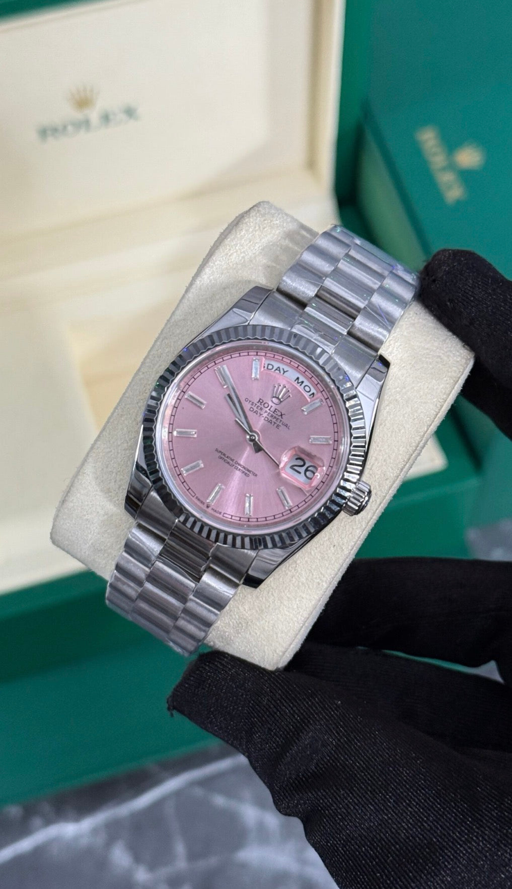 Rolex Day - Date Plata Esfera Rosa